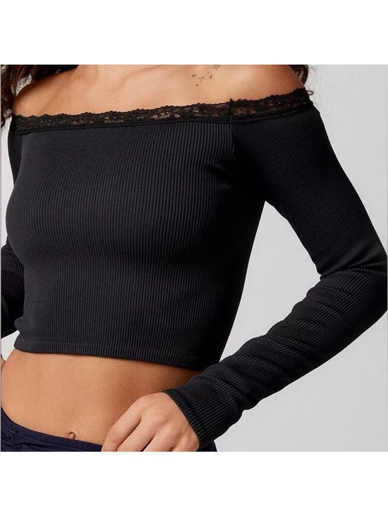 Urban Outfitters Tops - Urban outfitters lace trim long sleeve top
